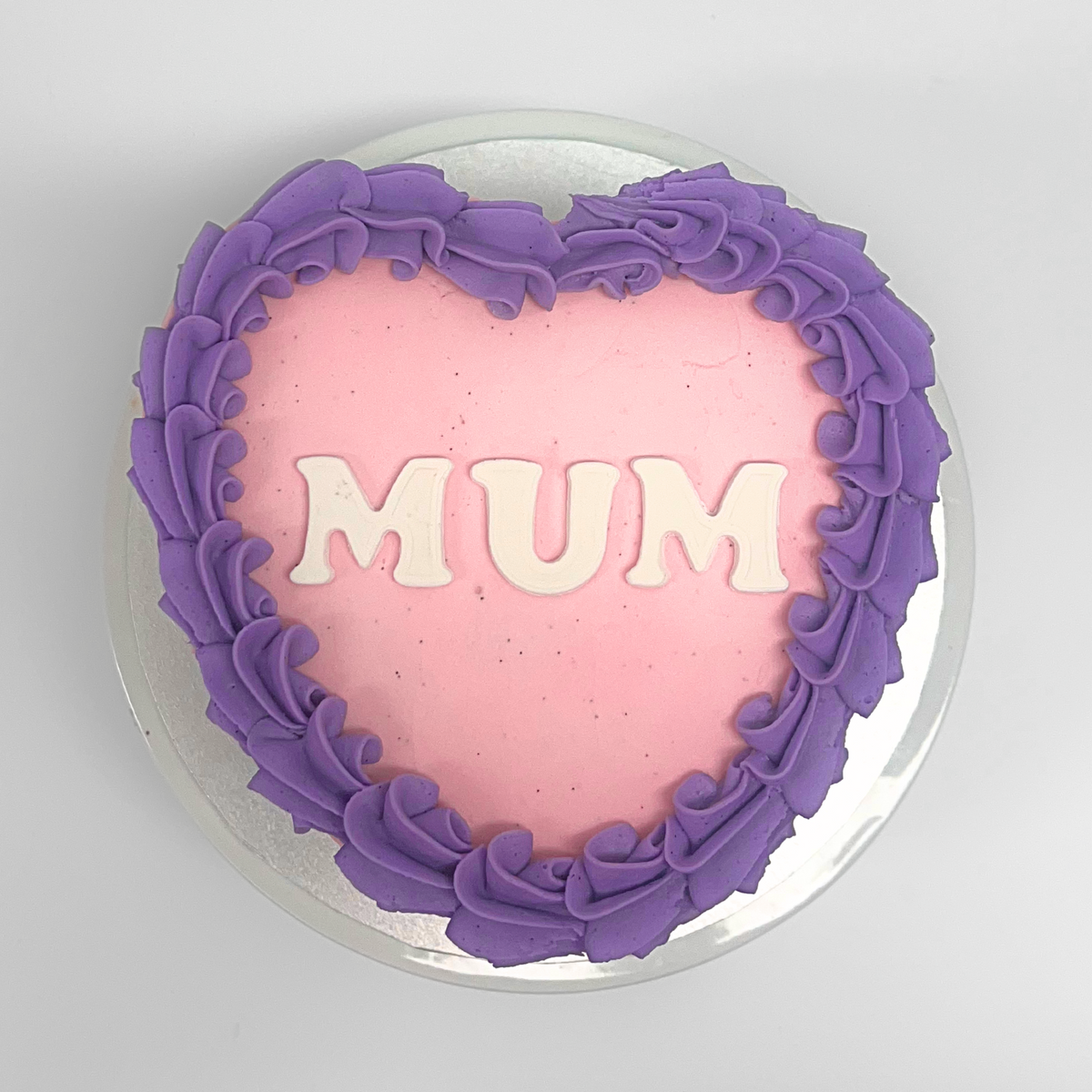 Mum Vintage Heart Cake
