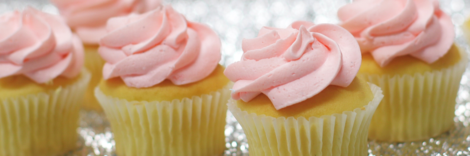 Top 5 Icing Tips to Make Your Cupcakes Look Bakery-Perfect!