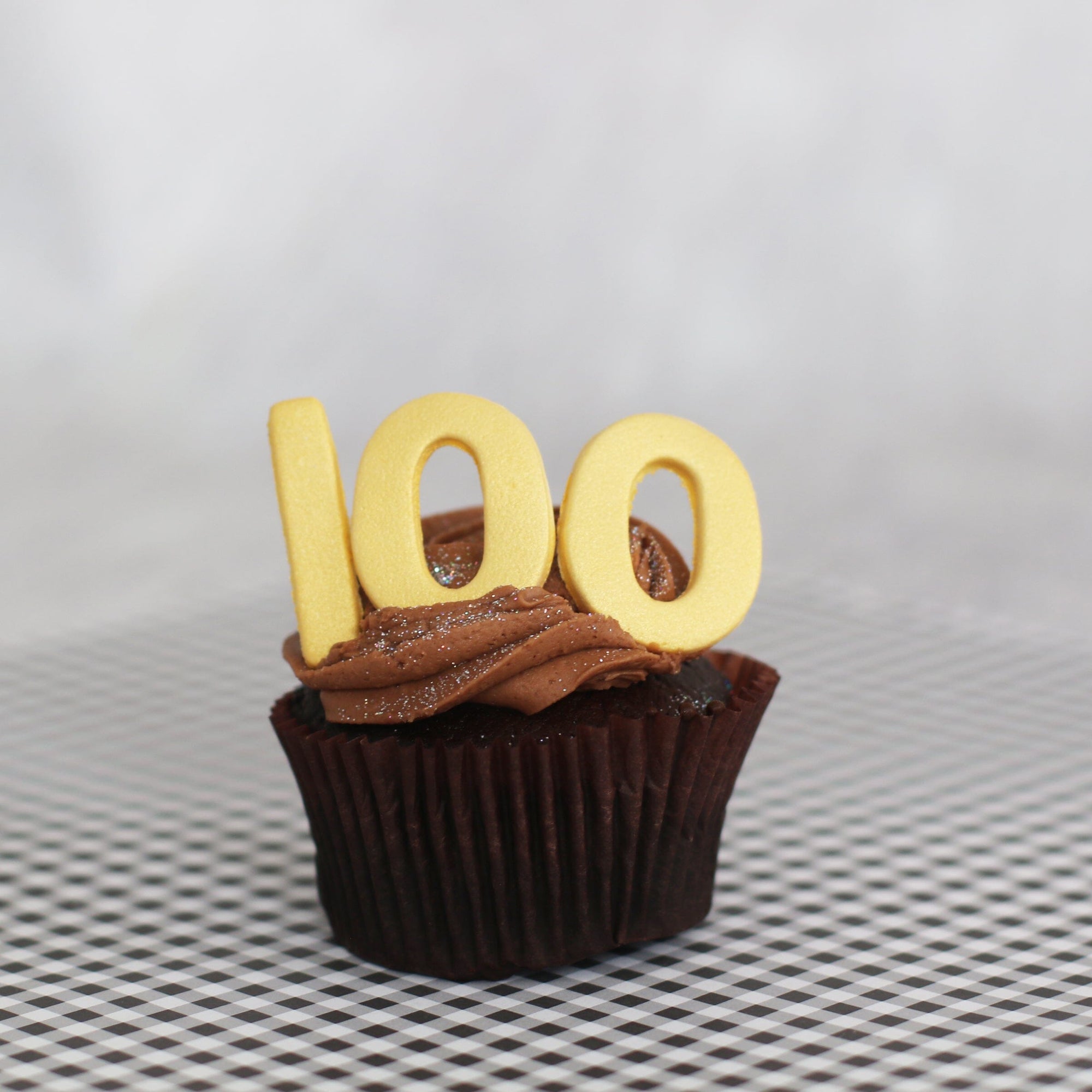 100th Birthday Cupcakes in GOLD-The Cupcake Queens