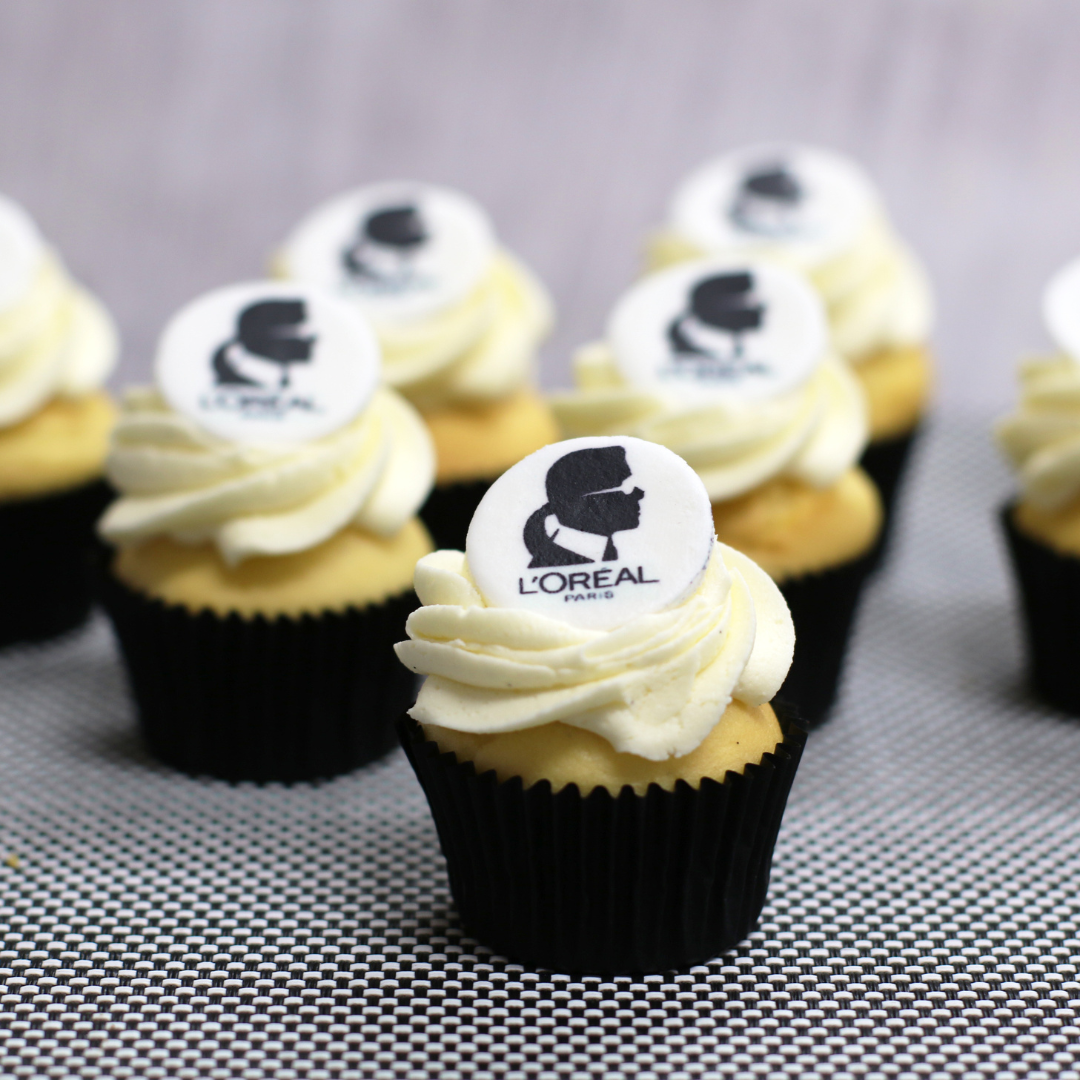 12_df3e8dbc-08e7-4e87-86a3-2eb8d0054090-The Cupcake Queens