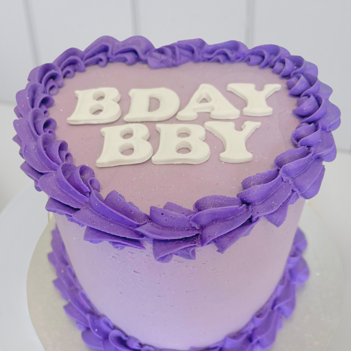 Vintage Heart Cake - Pastel Purple