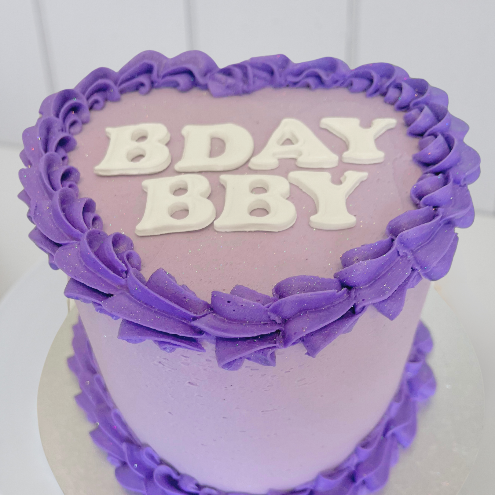 Vintage Heart Cake - Pastel Purple The Cupcake Queens 