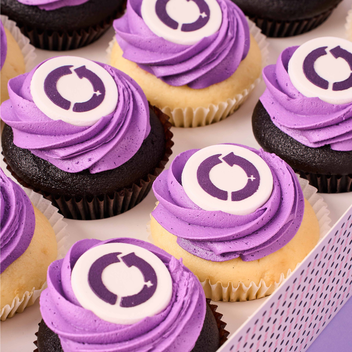 International Women's Day Cupcakes - Regular Box