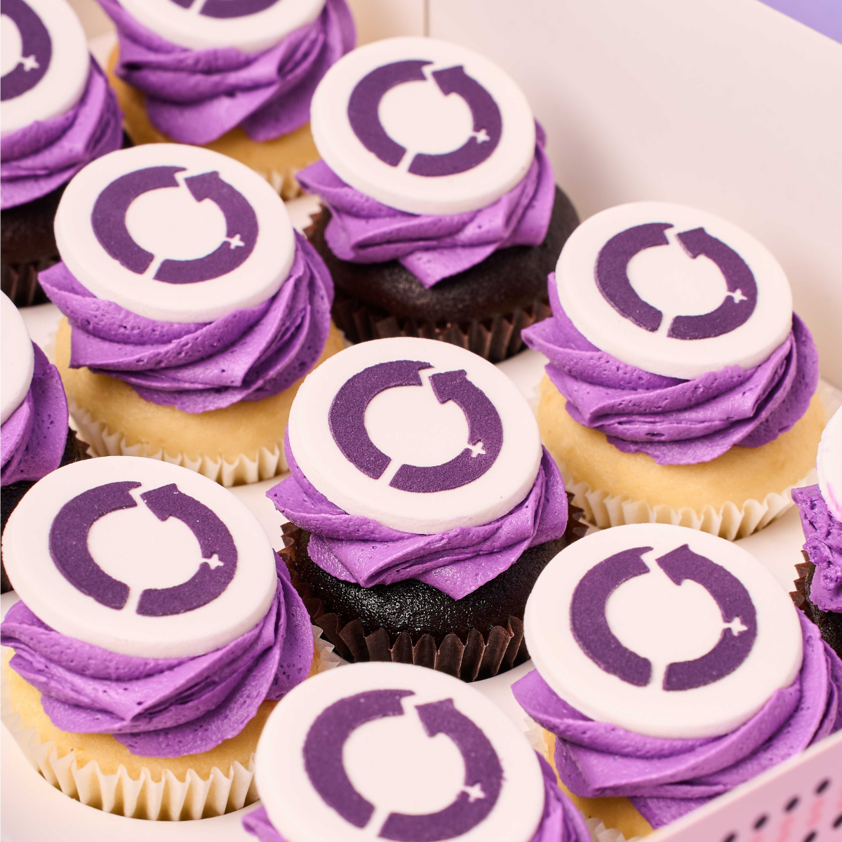 International Women's Day Mini Cupcakes