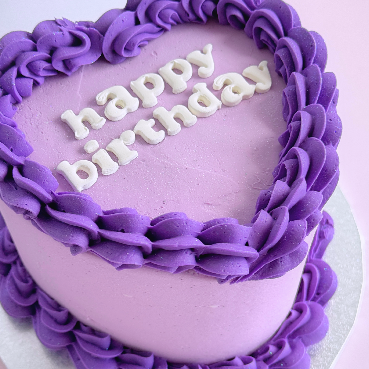 Vintage Heart Cake - Pastel Purple