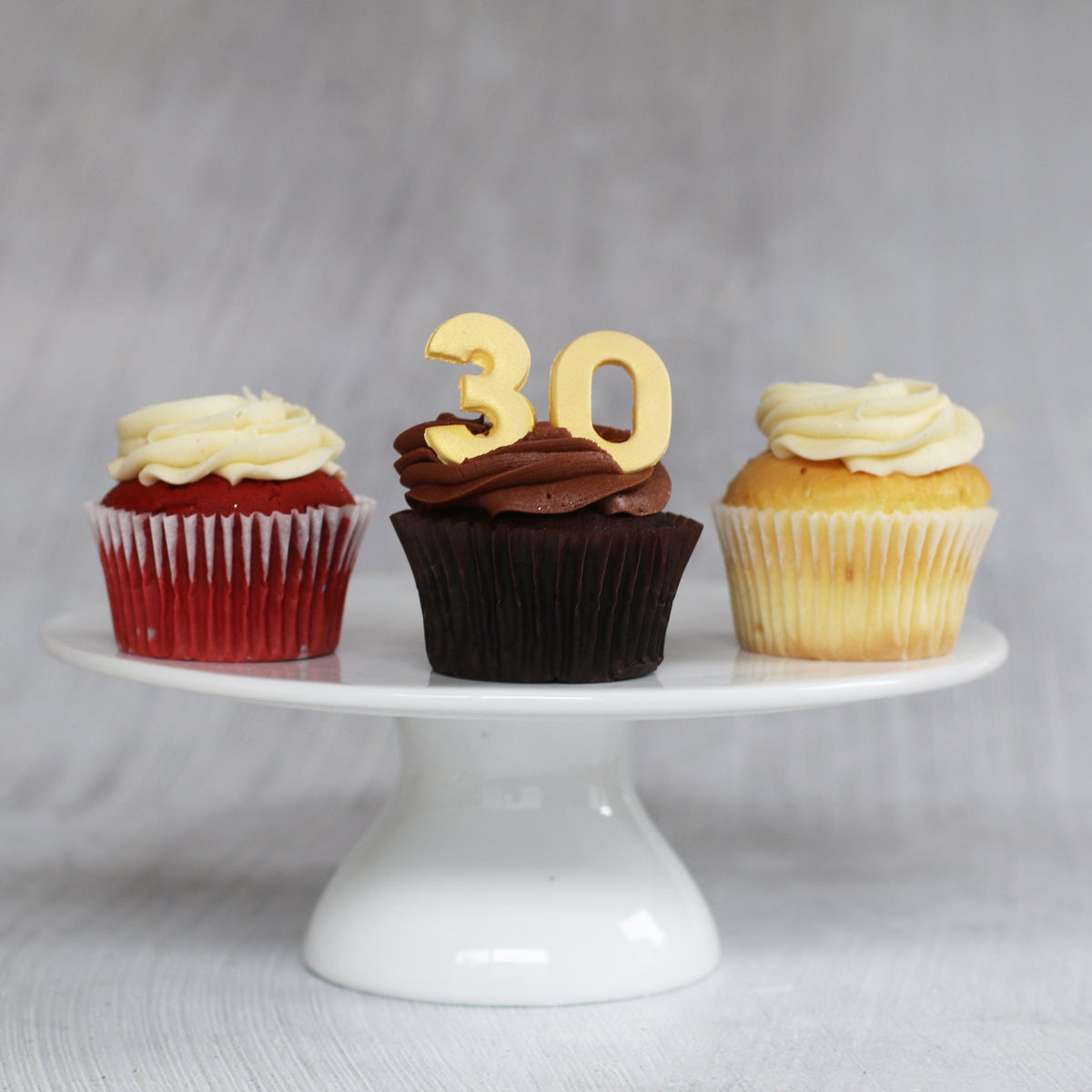 30th Birthday Cupcakes in GOLD-The Cupcake Queens