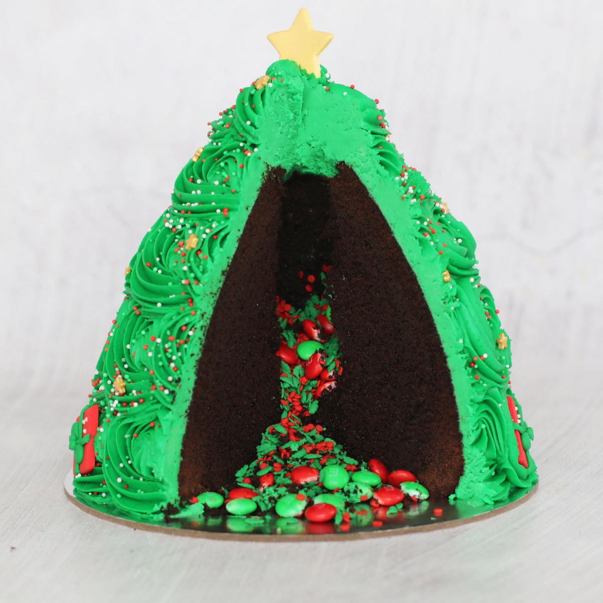 Christmas Tree Cake-The Cupcake Queens