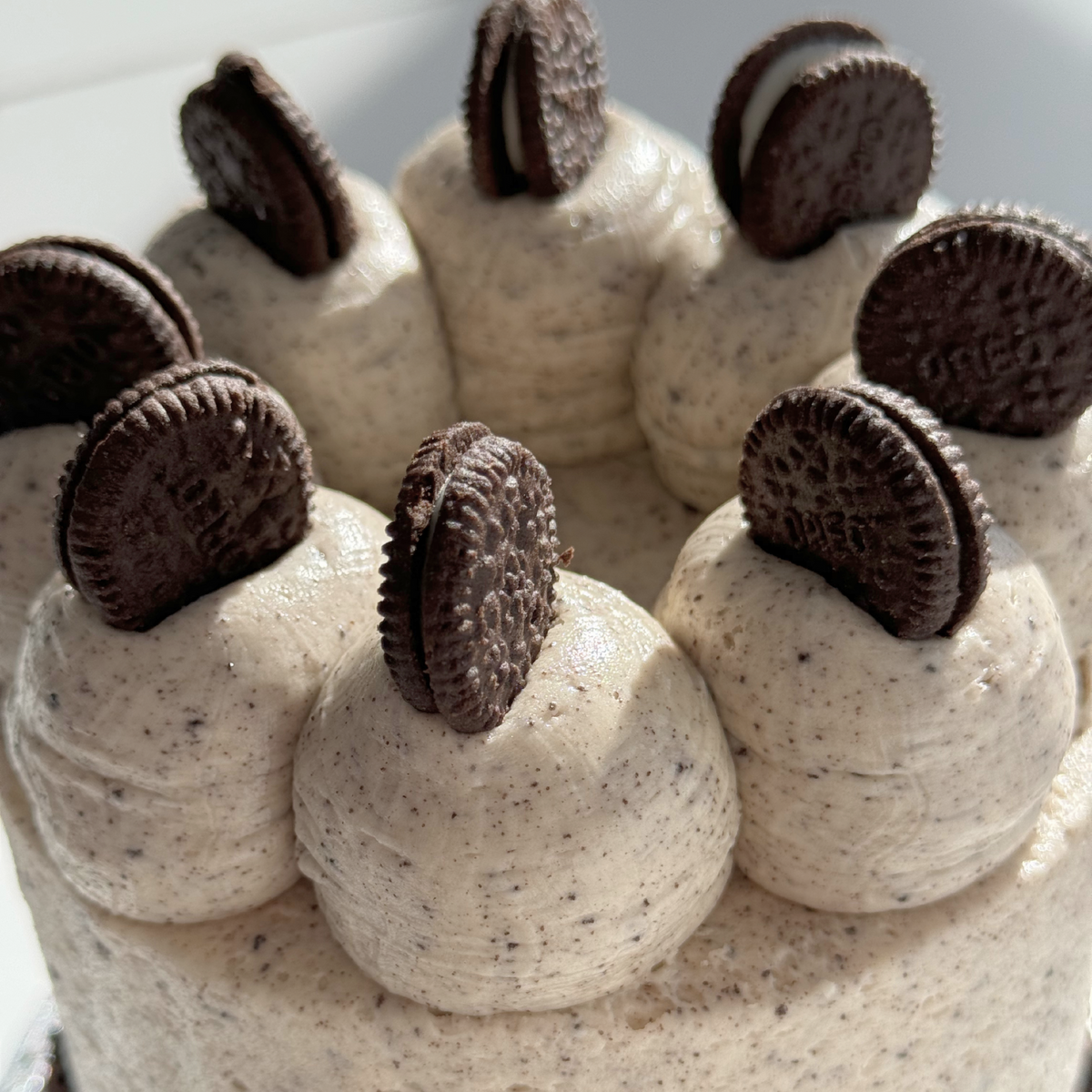 Cookies N Cream Cake-The Cupcake Queens