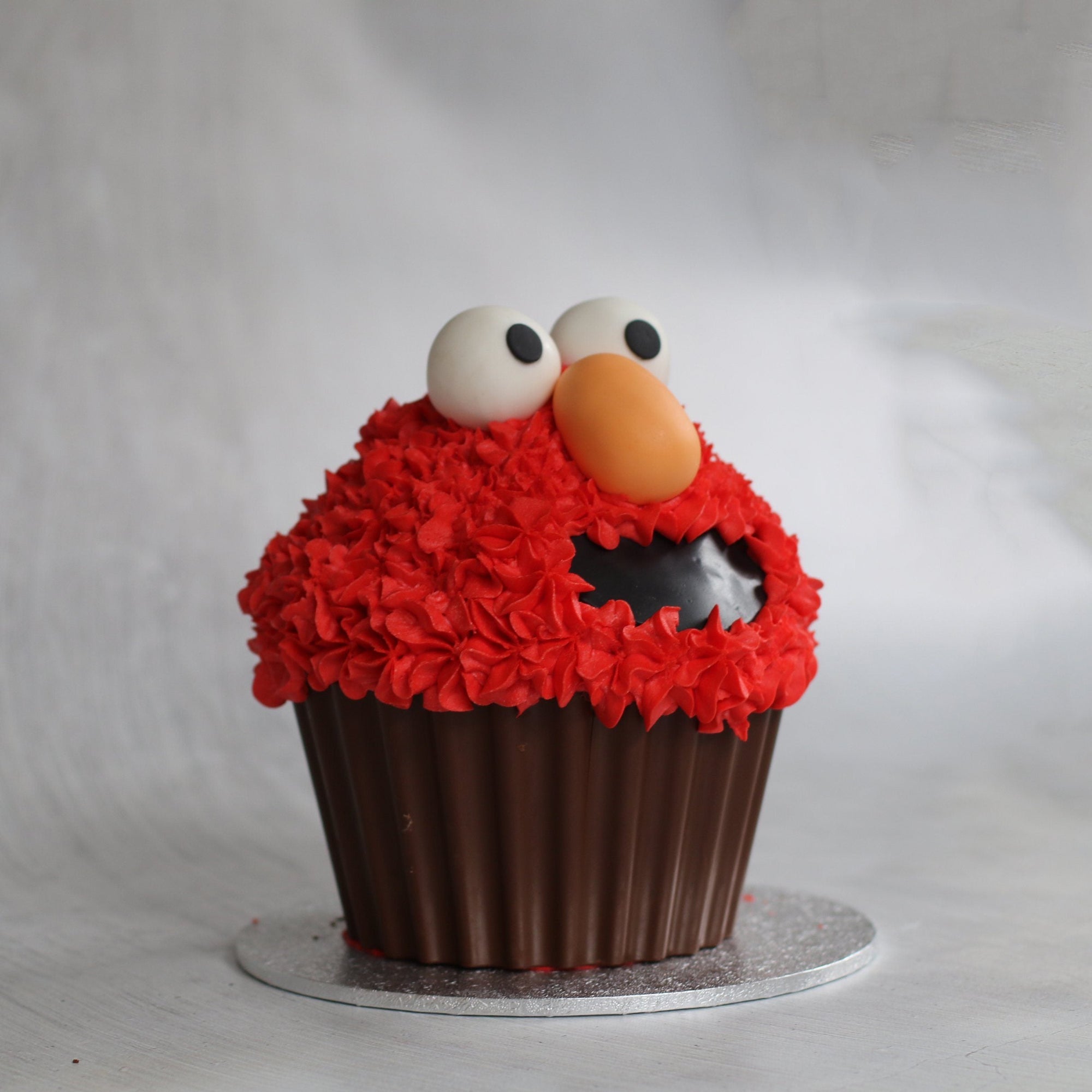 Elmo Giant Cupcake Cake-The Cupcake Queens