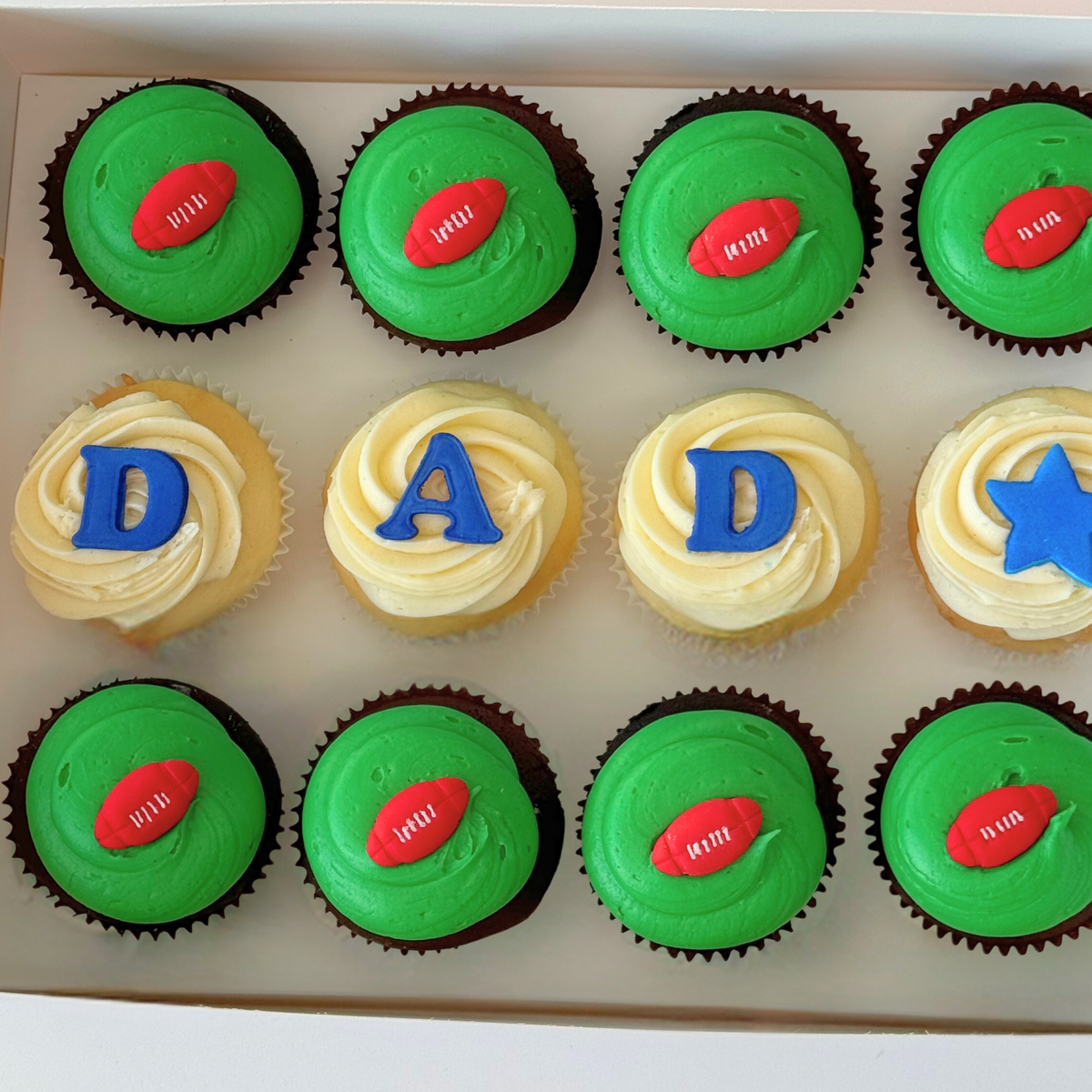 Father&#39;s Day Footy Giftbox-The Cupcake Queens