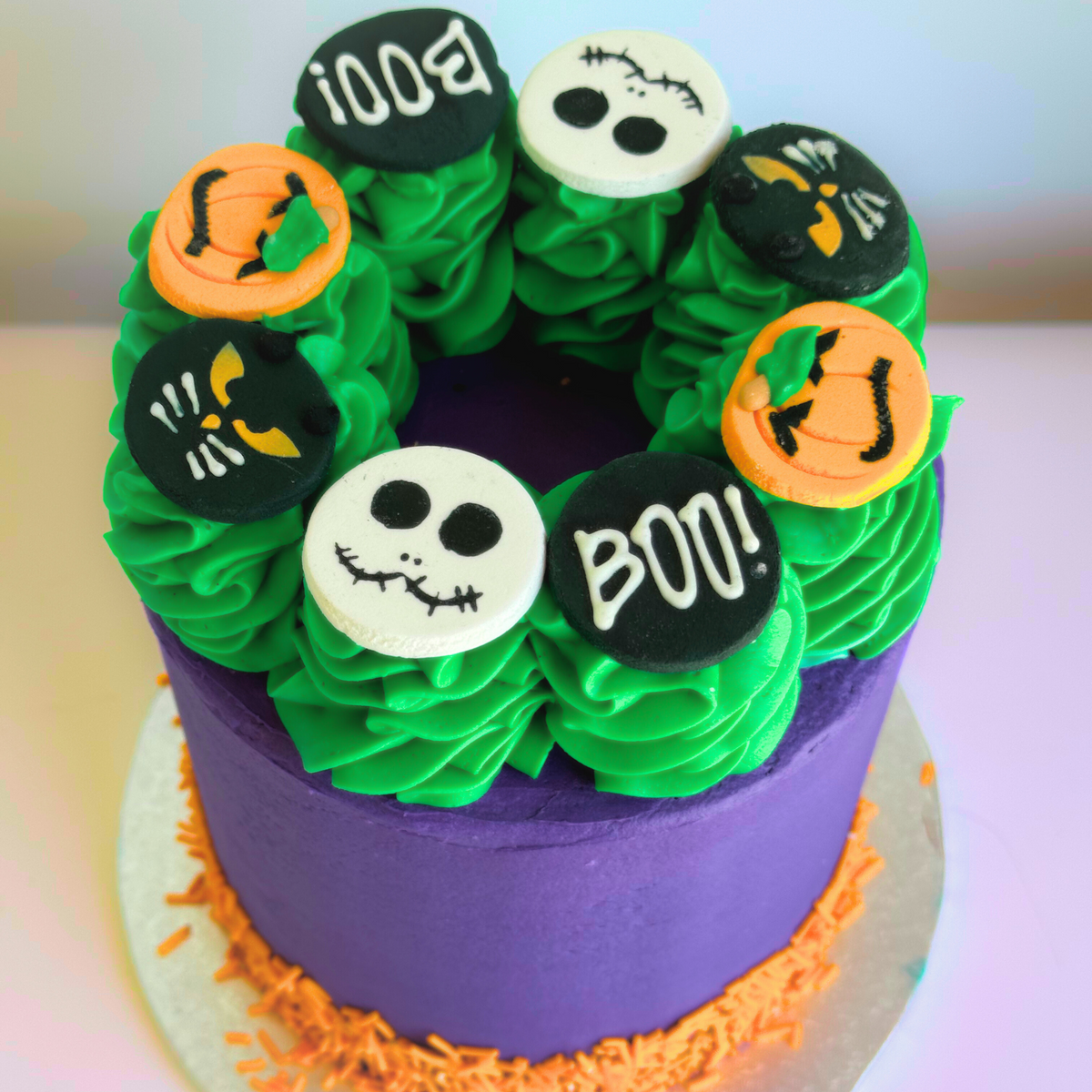 Halloween &#39;Spooky&#39; Cake-The Cupcake Queens