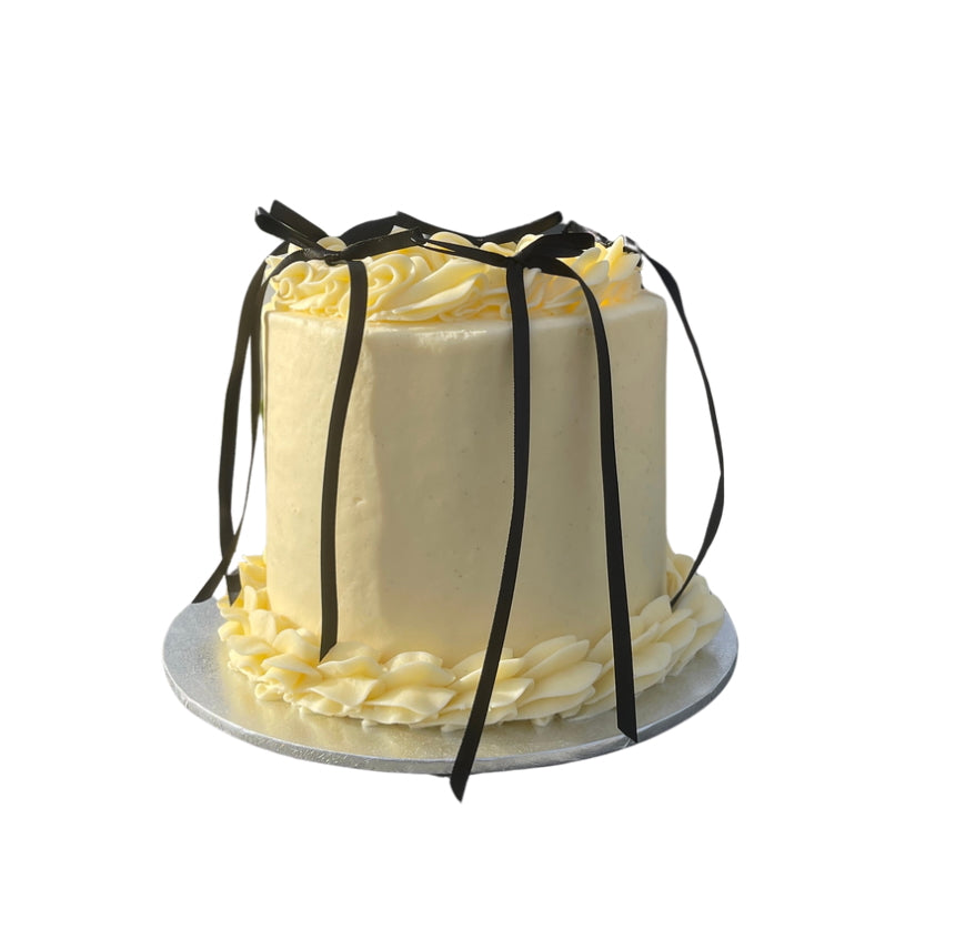 Vintage Round Cake - Ribbon