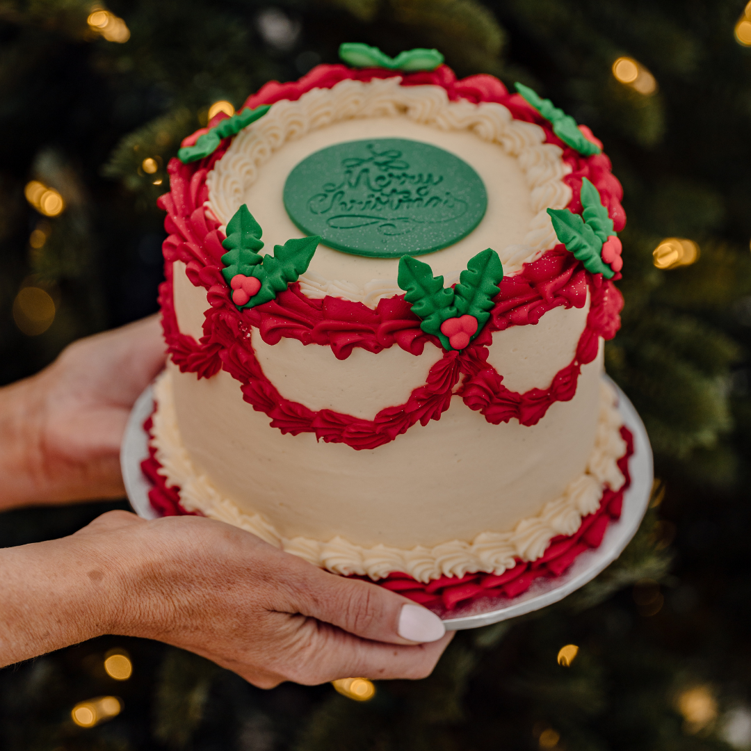 Vintage Christmas Cake-The Cupcake Queens