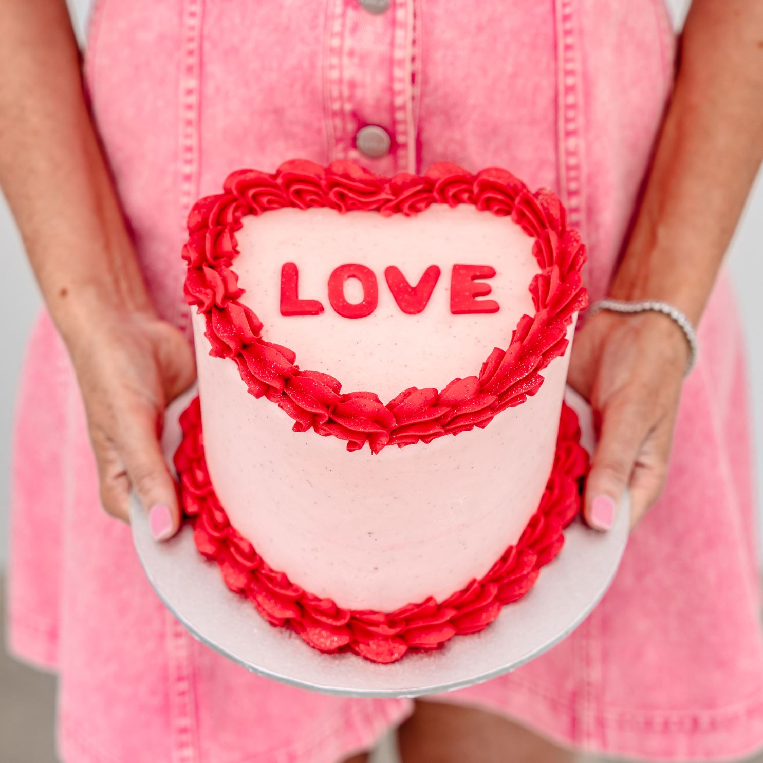 Vintage Valentine's Heart Cake-The Cupcake Queens