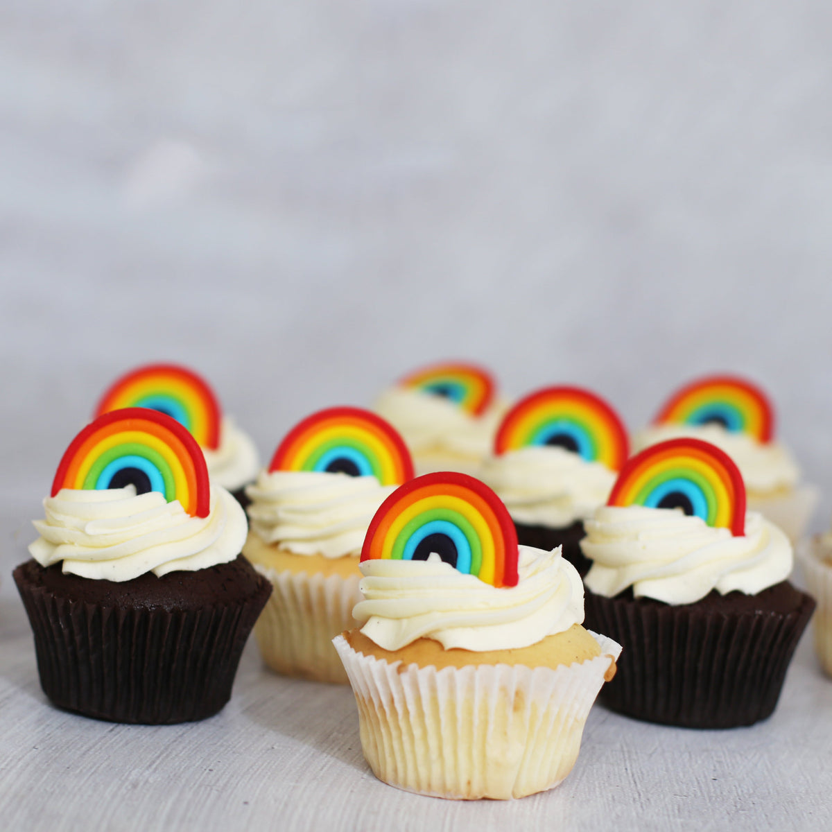 Rainbow Giftbox Cupcakes Pre Selected Boxes The Cupcake Queens 