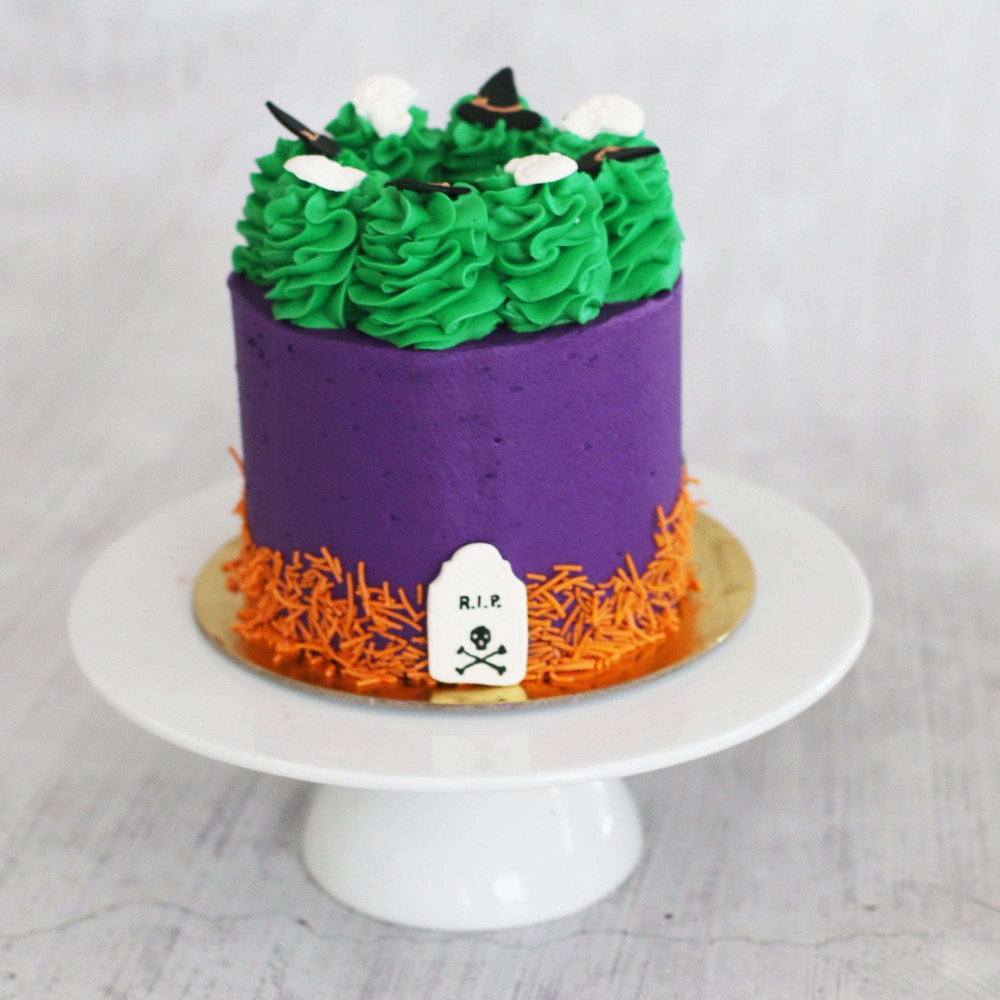 Halloween 'Spooky' Cake Special Occasion The Cupcake Queens 