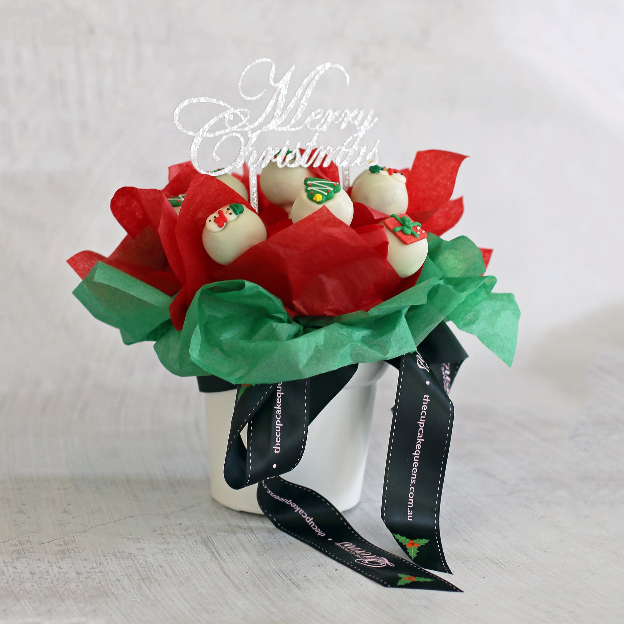 Christmas Cake Pop Bouquet with Topper Cake Pop The Cupcake Queens 