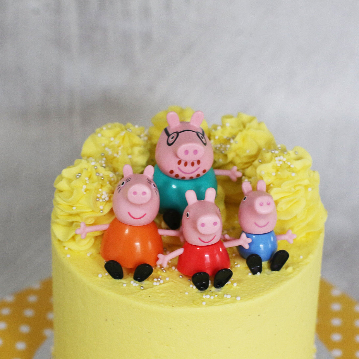 Peppa Pig Cake The Cupcake Queens 